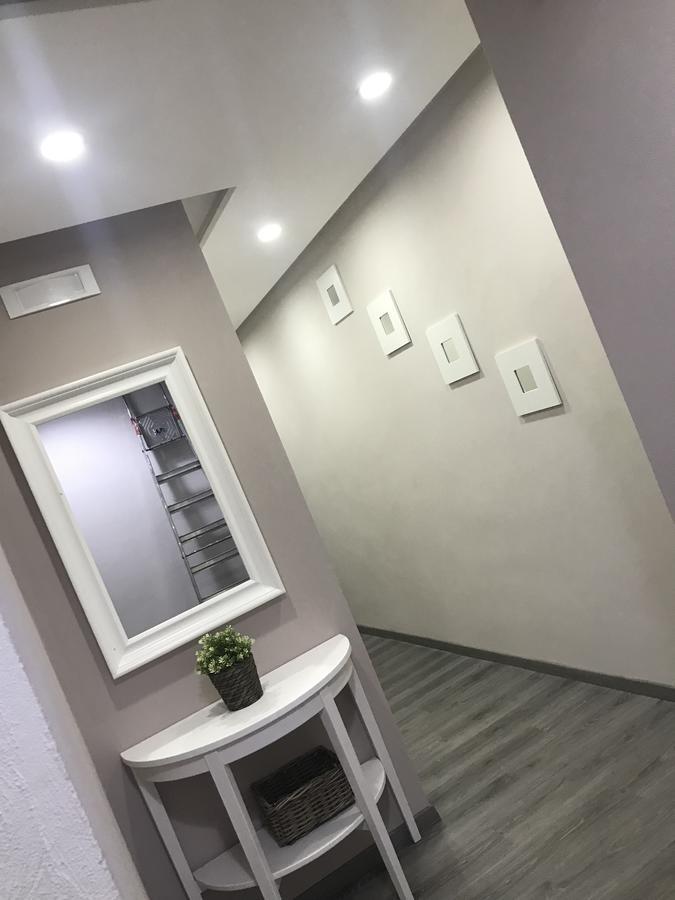 B&B Materdei 14 Наполи Екстериор снимка