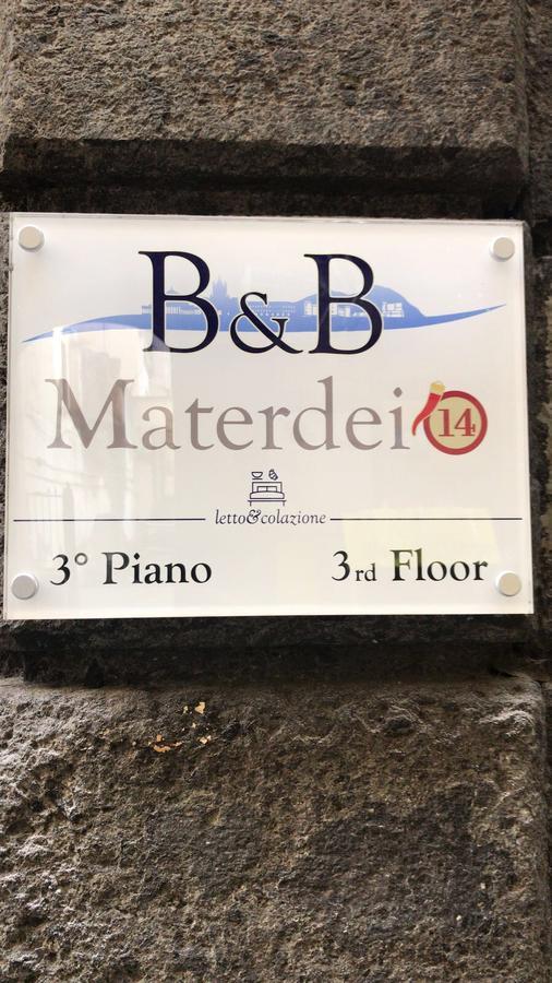 B&B Materdei 14 Наполи Екстериор снимка