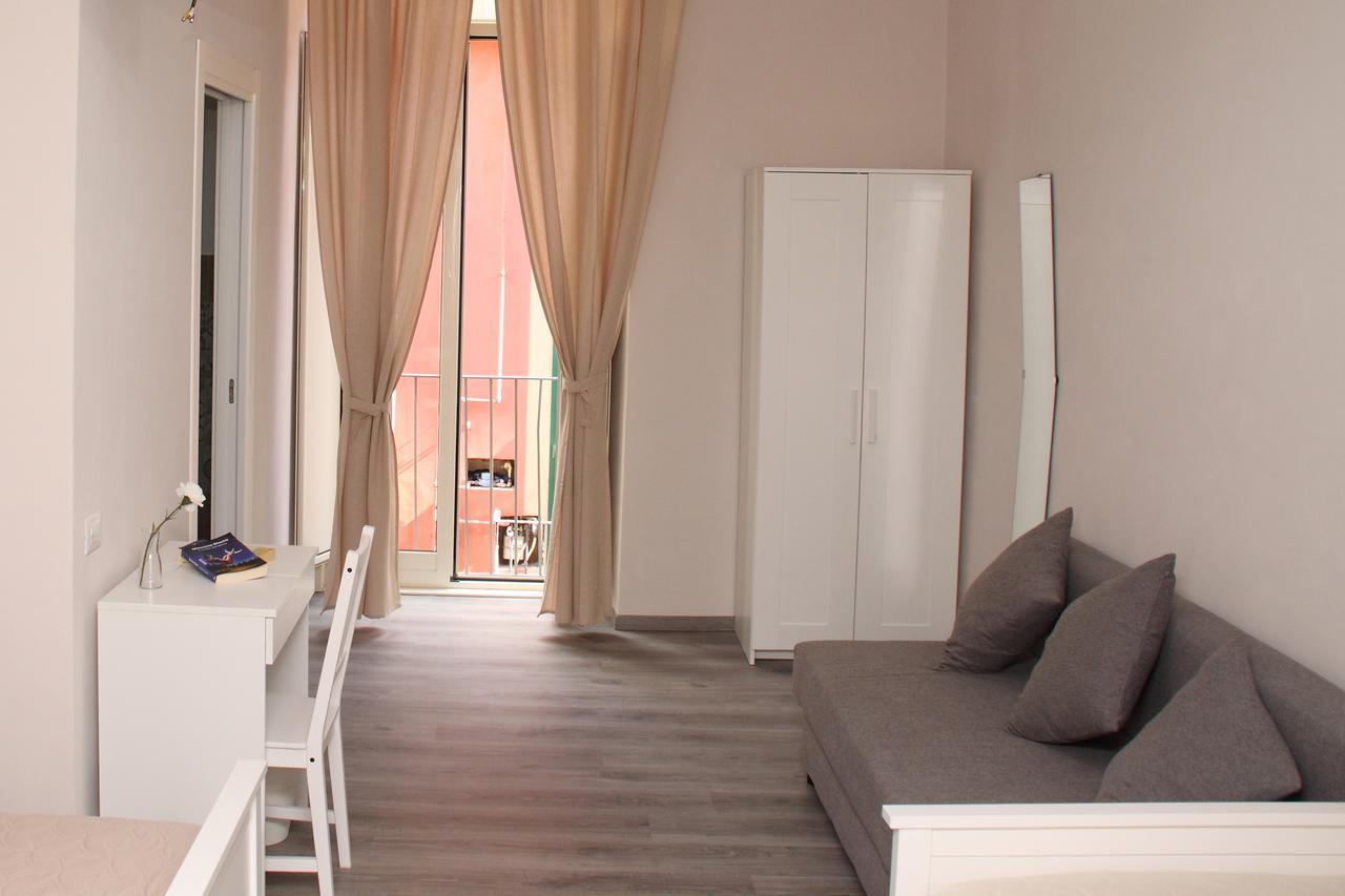 B&B Materdei 14 Наполи Екстериор снимка