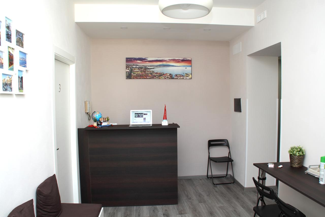 B&B Materdei 14 Наполи Екстериор снимка