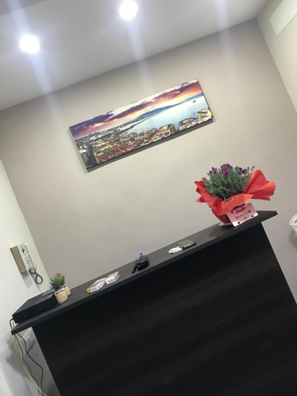 B&B Materdei 14 Наполи Екстериор снимка