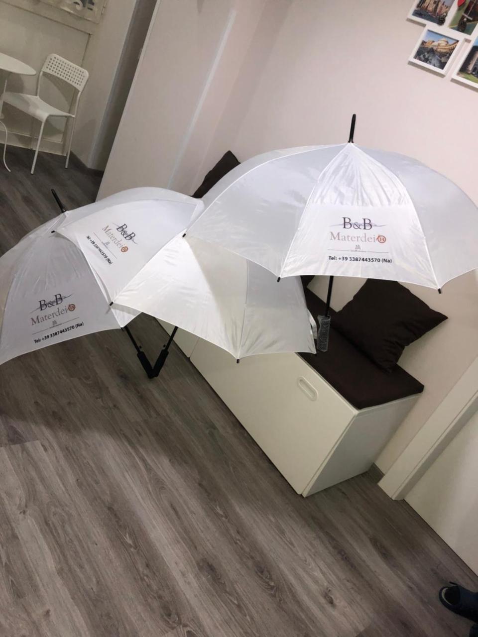 B&B Materdei 14 Наполи Екстериор снимка
